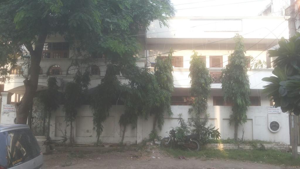 Heritage Inn Ghaziabad Exteriör bild